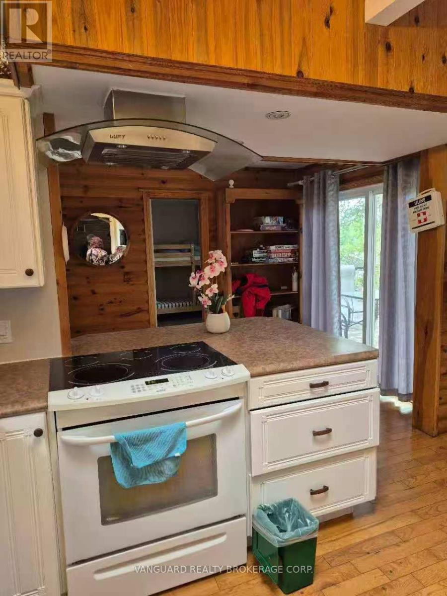 7696 South River Road, Ramara, Ontario  L0K 2B0 - Photo 18 - S12404607
