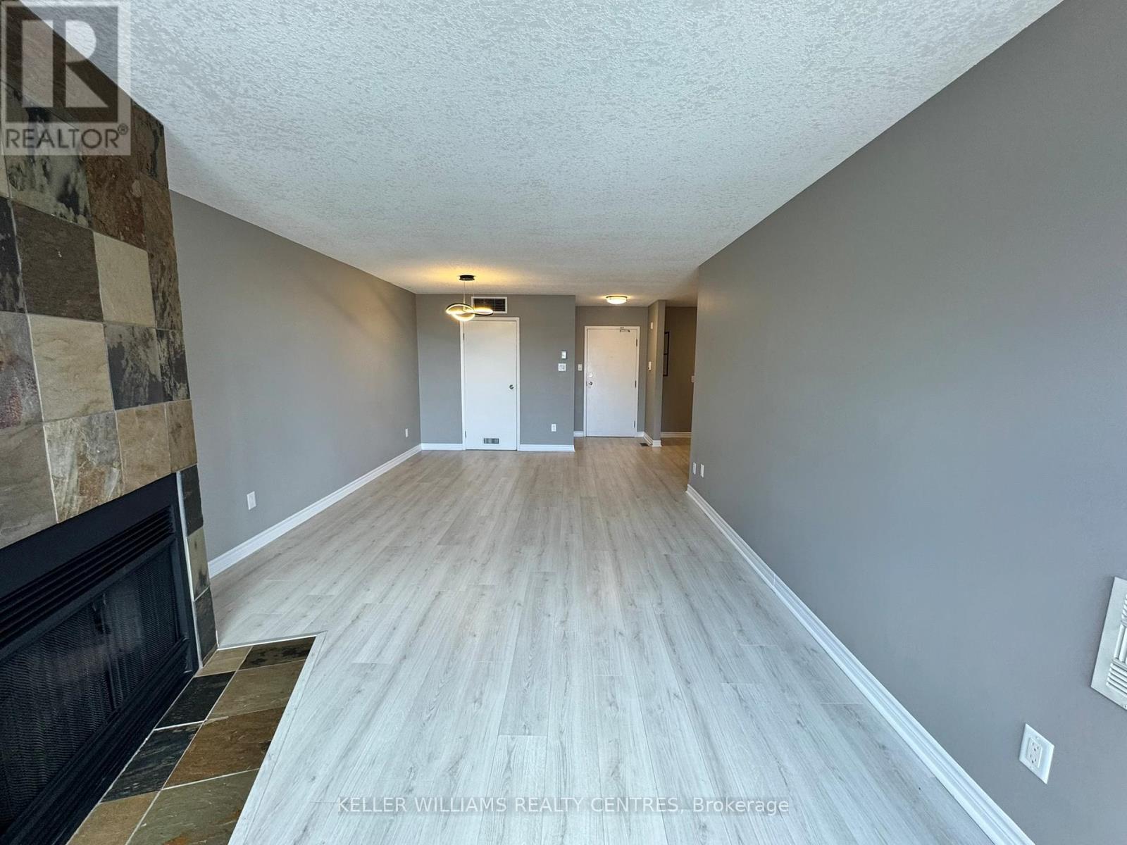 414 - 126 Bell Farm Road, Barrie, Ontario  L4M 6J3 - Photo 4 - S12404613