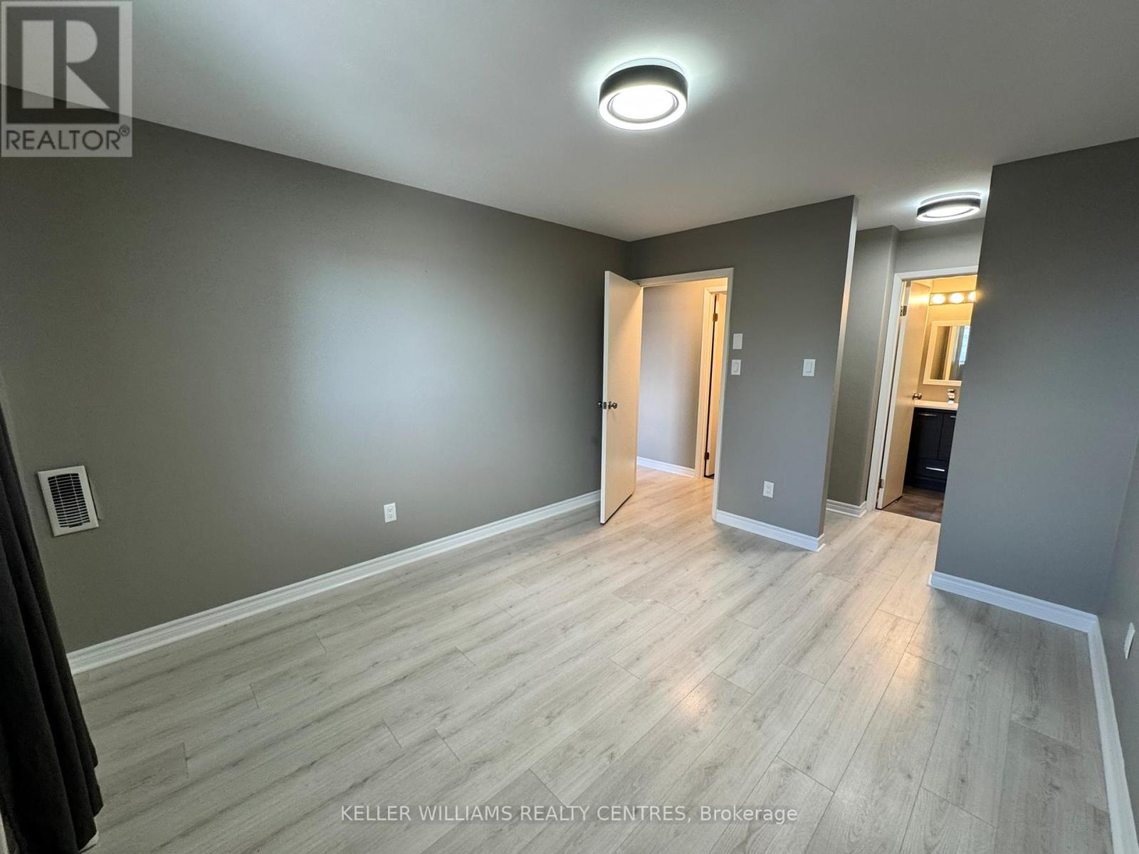 414 - 126 Bell Farm Road, Barrie, Ontario  L4M 6J3 - Photo 8 - S12404613