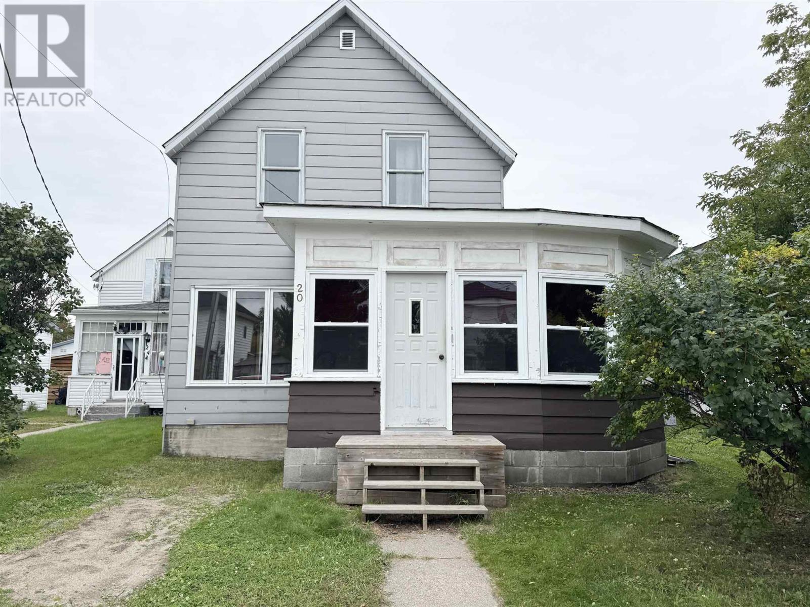 20 Aberdeen St N, Chapleau, Ontario  P0M 1K0 - Photo 1 - SM252643