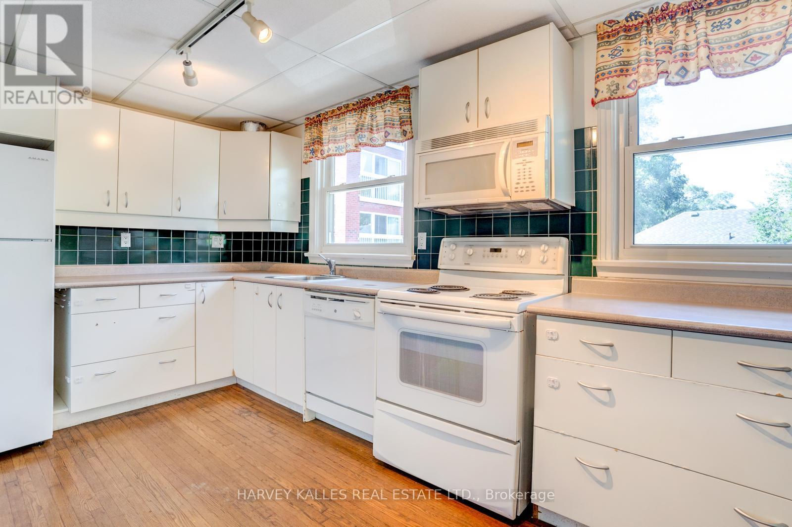 47 Ranleigh Avenue, Toronto (Lawrence Park North), Ontario  M4N 1X2 - Photo 19 - C12403973