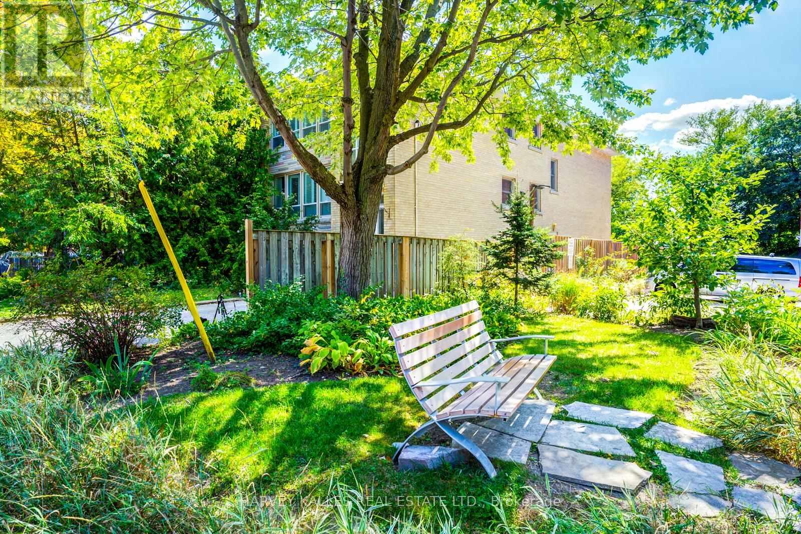 47 Ranleigh Avenue, Toronto (Lawrence Park North), Ontario  M4N 1X2 - Photo 4 - C12403973