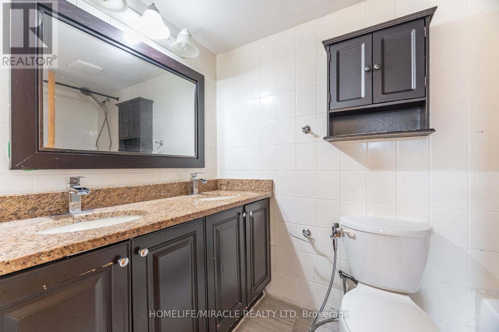 208 - 236 Albion Road, Toronto (Elms-Old Rexdale), Ontario  M9W 6A6 - Photo 31 - W12404575