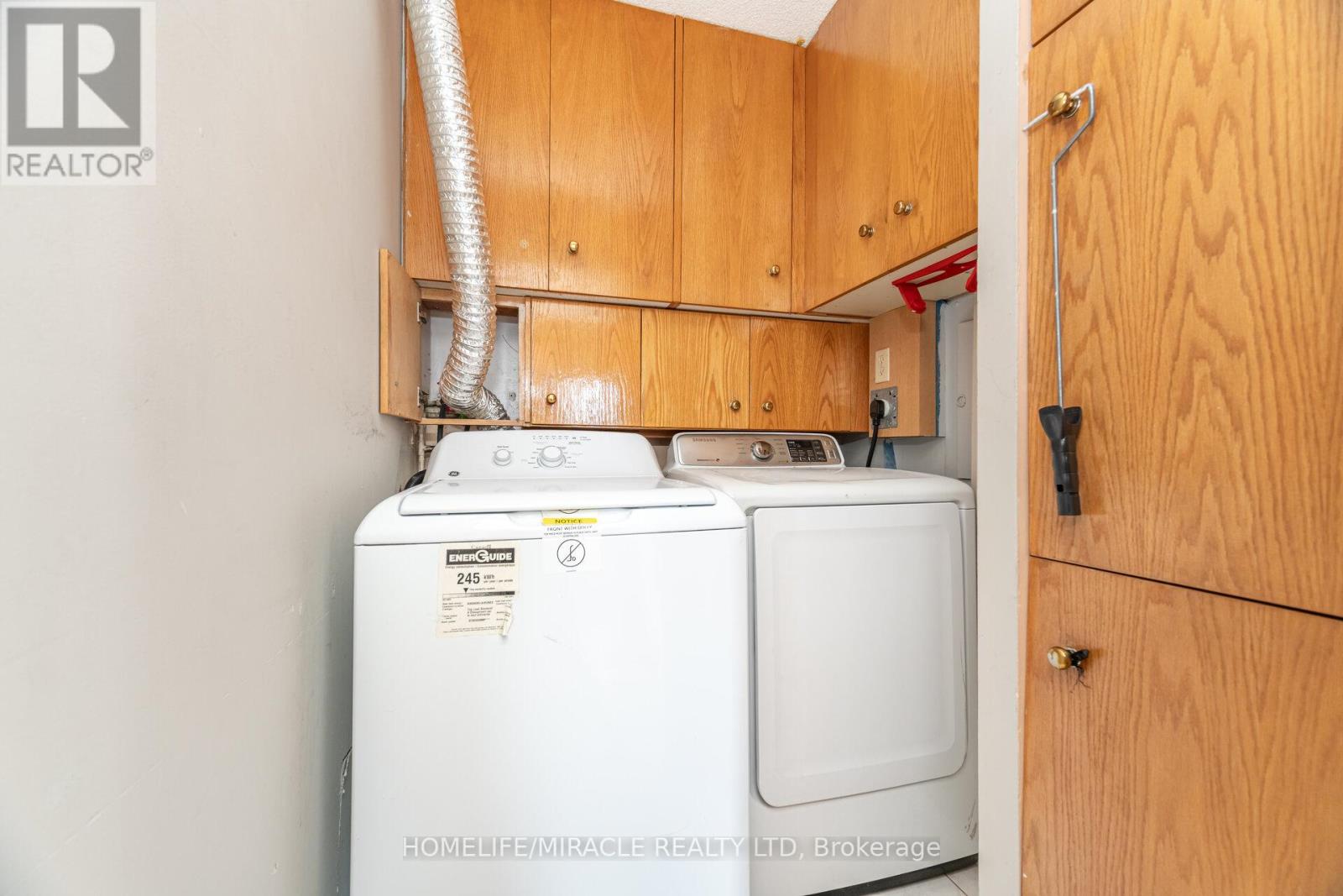 208 - 236 Albion Road, Toronto (Elms-Old Rexdale), Ontario  M9W 6A6 - Photo 33 - W12404575
