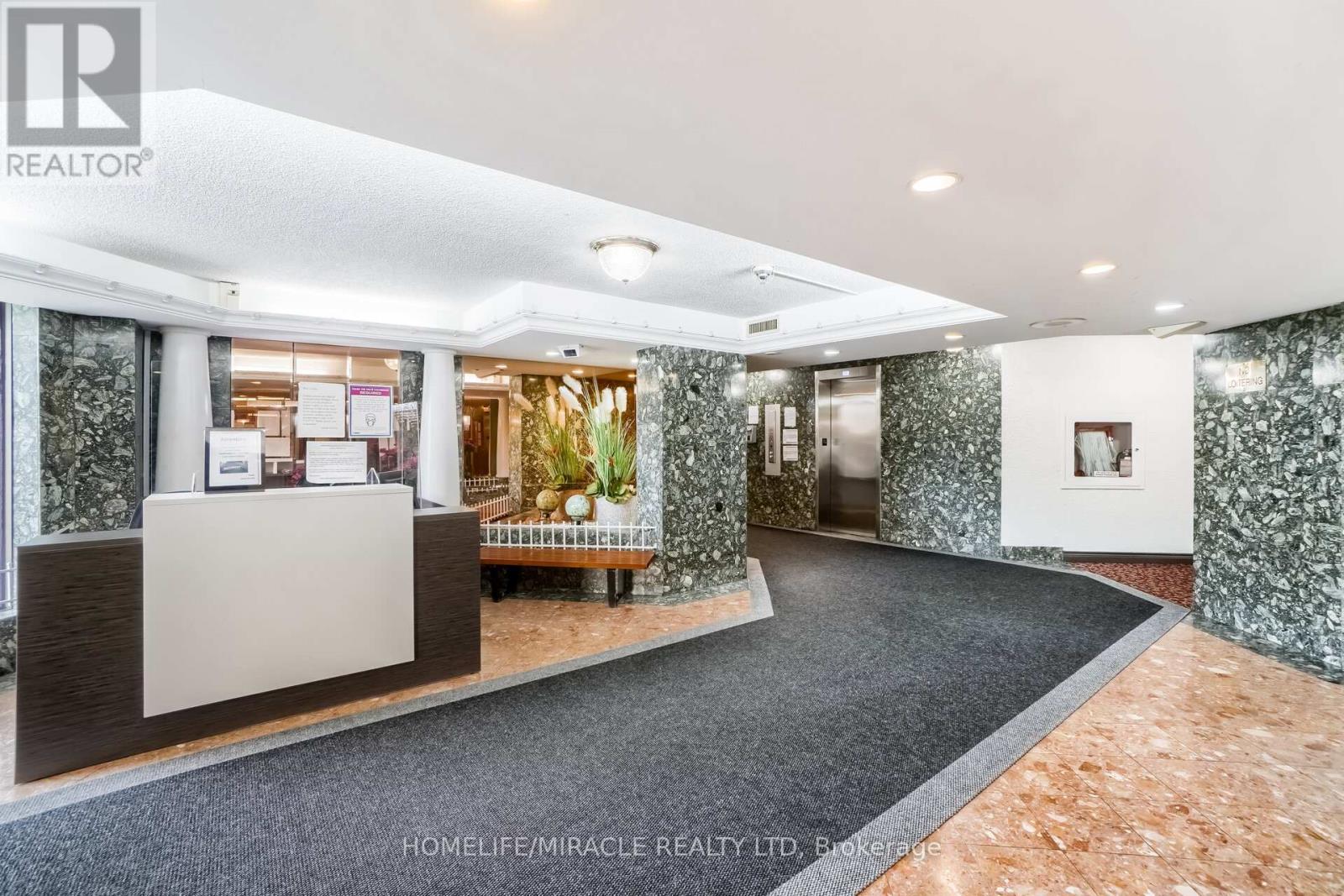 208 - 236 Albion Road, Toronto (Elms-Old Rexdale), Ontario  M9W 6A6 - Photo 4 - W12404575