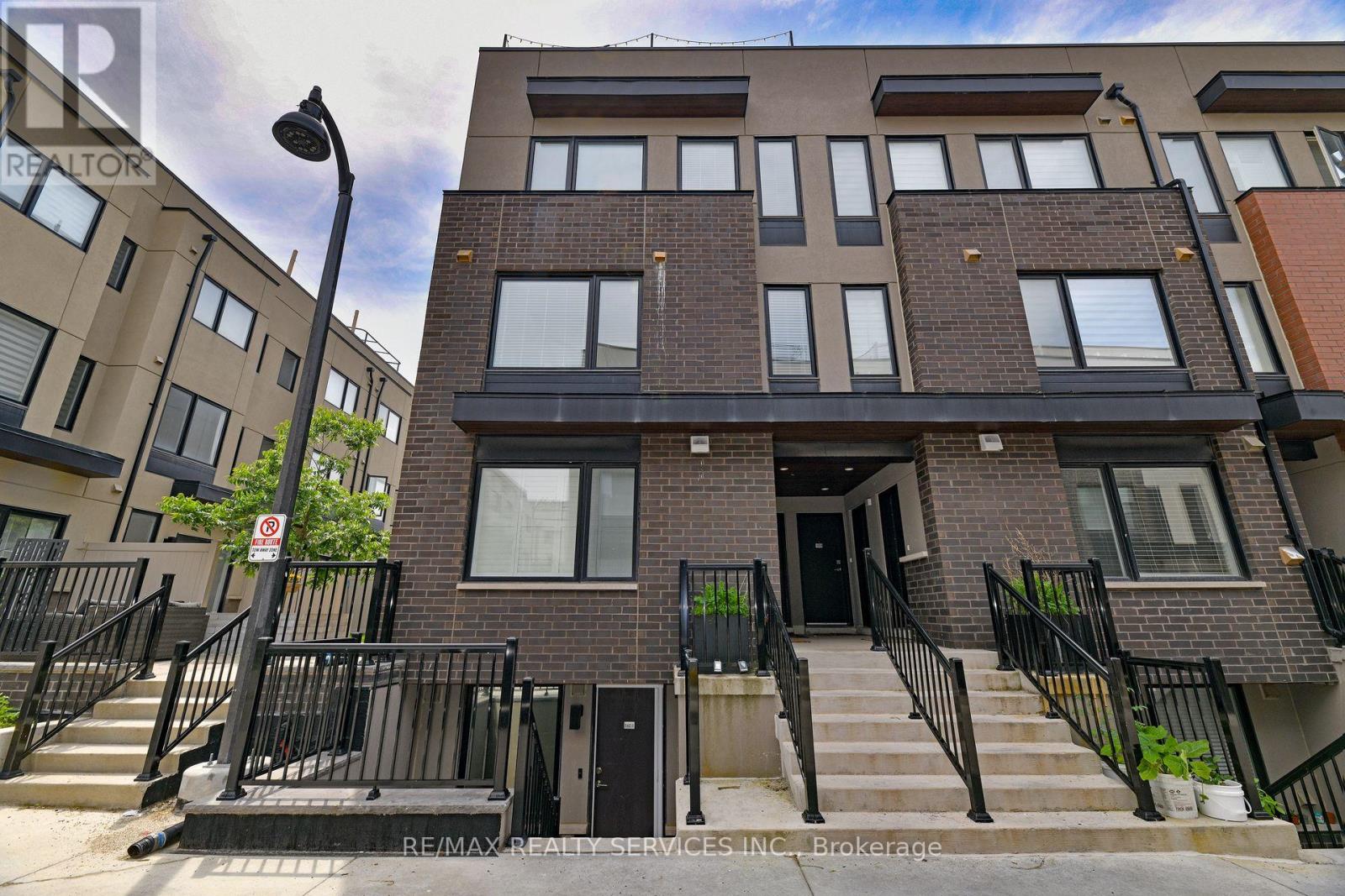 2 - 142 William Duncan Road, Toronto, Ontario  M3K 0C1 - Photo 1 - W12404618