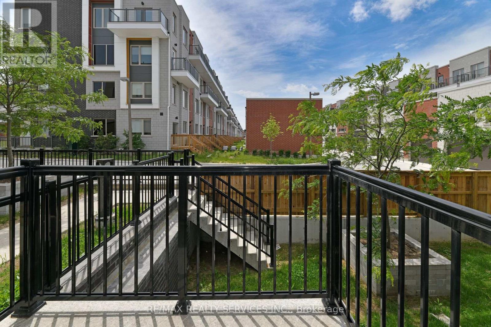 2 - 142 William Duncan Road, Toronto, Ontario  M3K 0C1 - Photo 26 - W12404618
