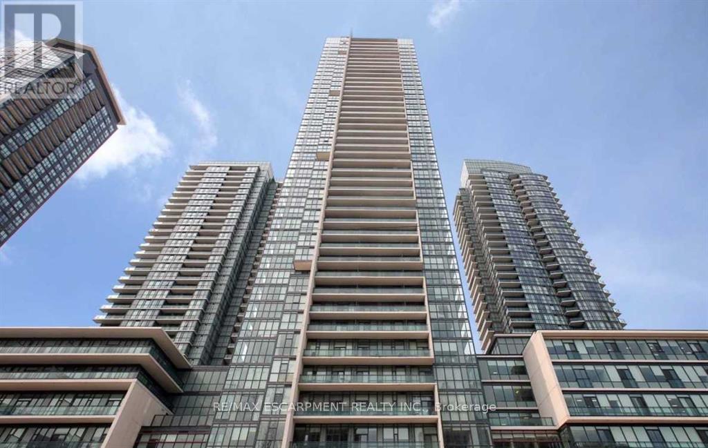 4105 - 4070 CONFEDERATION PARKWAY, Mississauga, Ontario