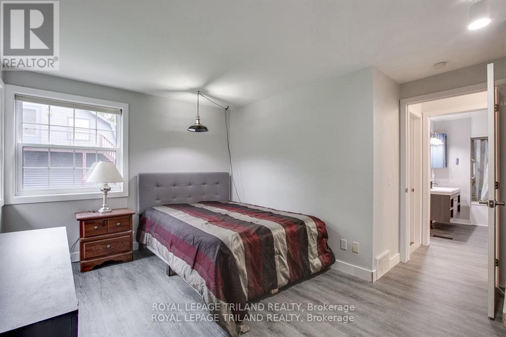 7575 Biddulph Street, Lambton Shores, Ontario  N0M 2L0 - Photo 15 - X12404749