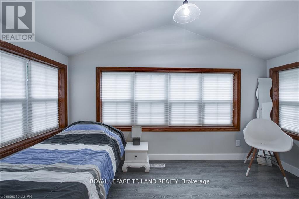 7575 Biddulph Street, Lambton Shores, Ontario  N0M 2L0 - Photo 18 - X12404749