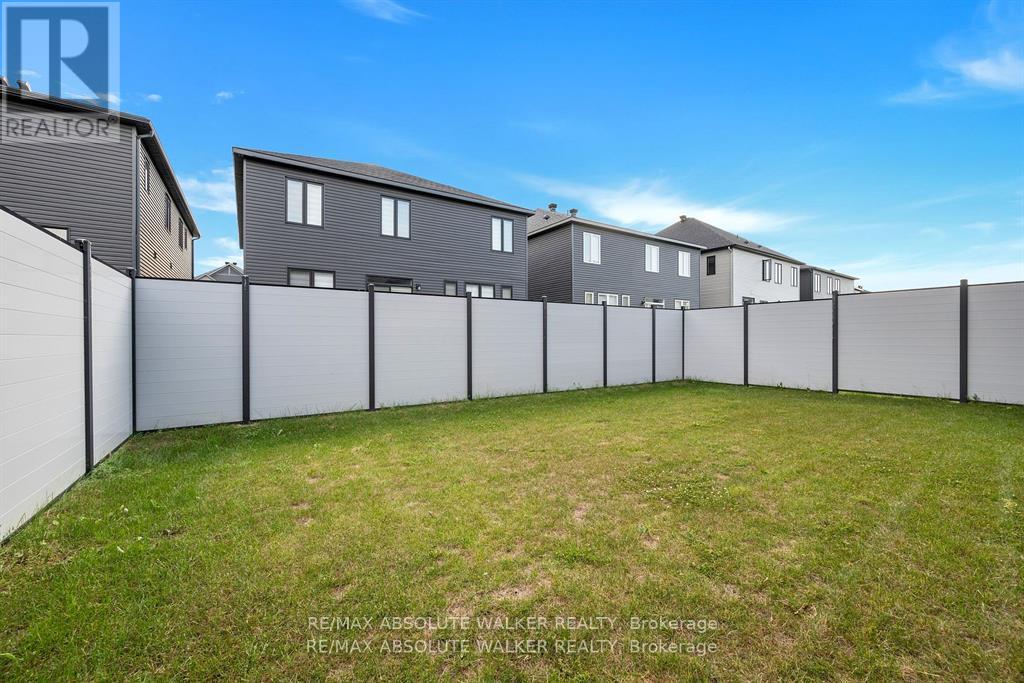 529 Anchor Circle, Ottawa, Ontario  K4M 0X5 - Photo 36 - X12404738