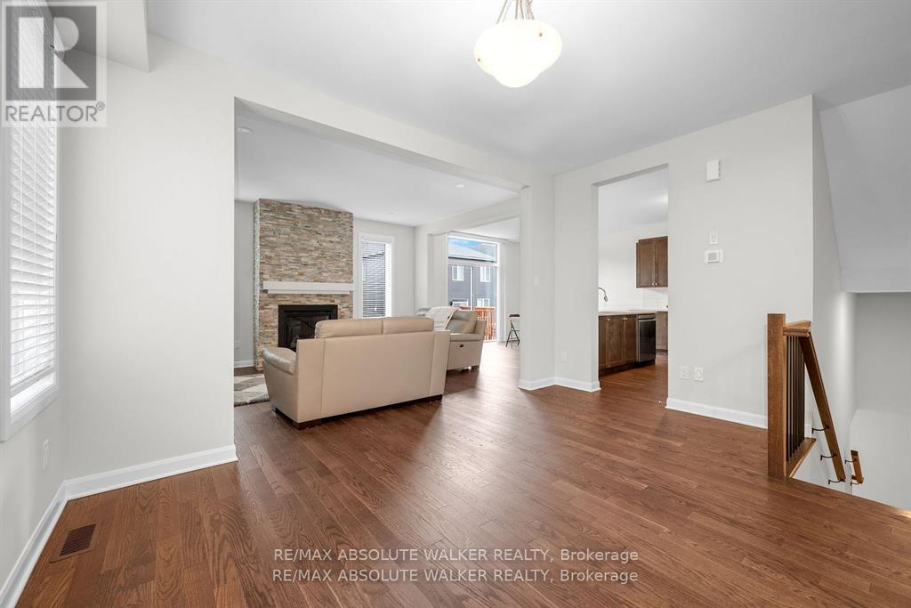 529 Anchor Circle, Ottawa, Ontario  K4M 0X5 - Photo 6 - X12404738