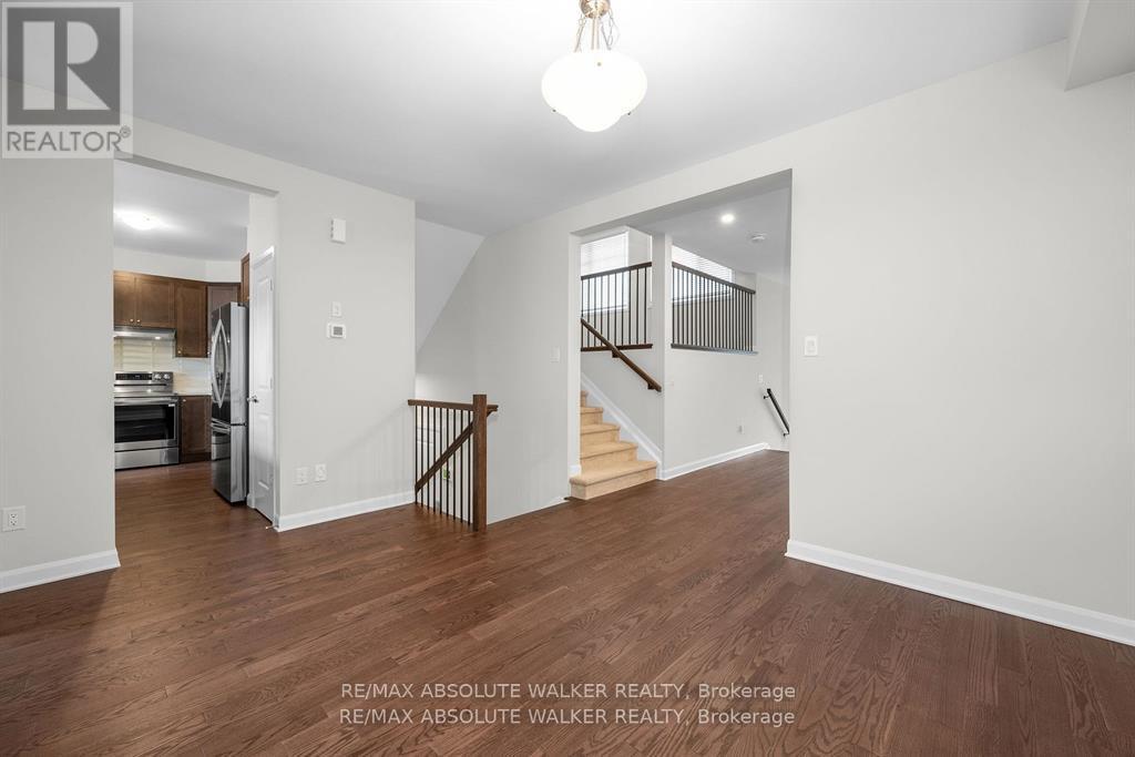 529 Anchor Circle, Ottawa, Ontario  K4M 0X5 - Photo 7 - X12404738