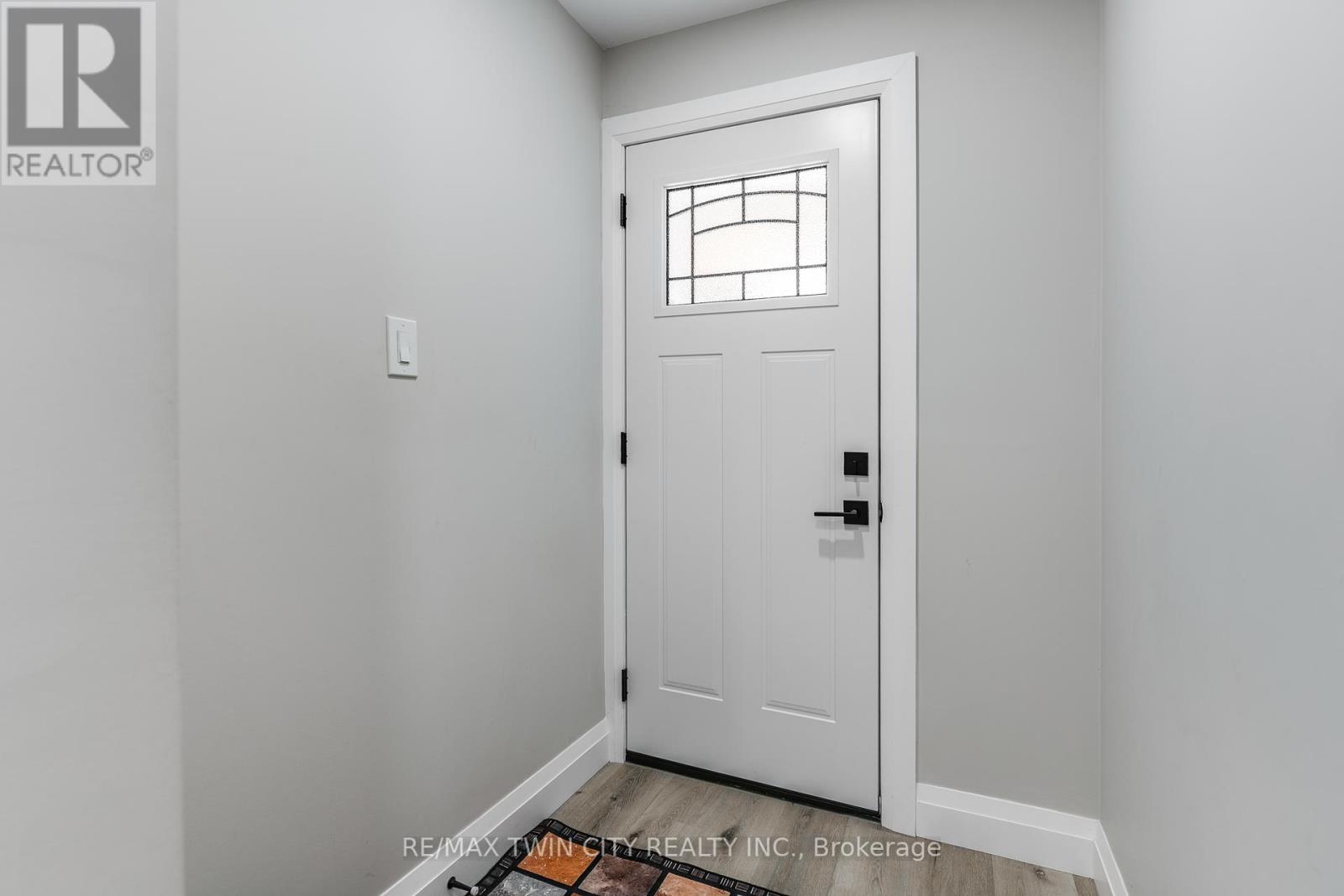 1067 Bernhardt Street, Cambridge, Ontario  N3H 2X9 - Photo 18 - X12404589