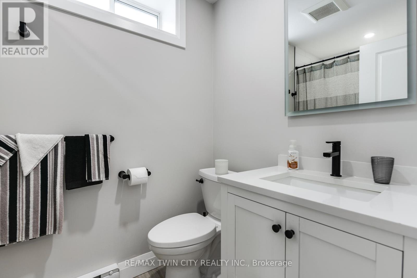 1067 Bernhardt Street, Cambridge, Ontario  N3H 2X9 - Photo 30 - X12404589