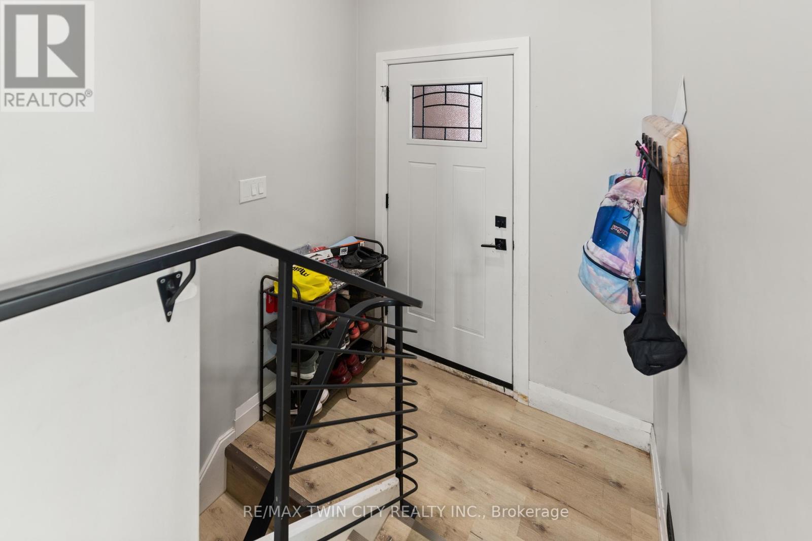 Property at 1067 BERNHARDT STREET image 4
