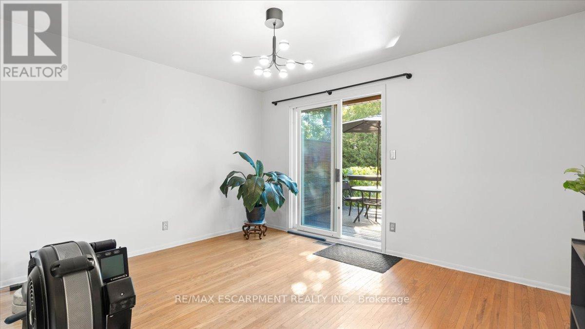 7 May Avenue, Belleville (Belleville Ward), Ontario  K8P 2N8 - Photo 16 - X12404642