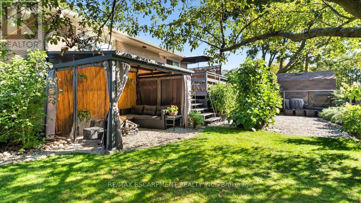 7 May Avenue, Belleville (Belleville Ward), Ontario  K8P 2N8 - Photo 23 - X12404642