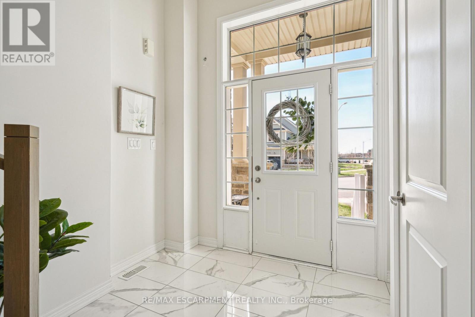 132 Drexler Avenue, Guelph/eramosa, Ontario  N0B 2K0 - Photo 6 - X12404712