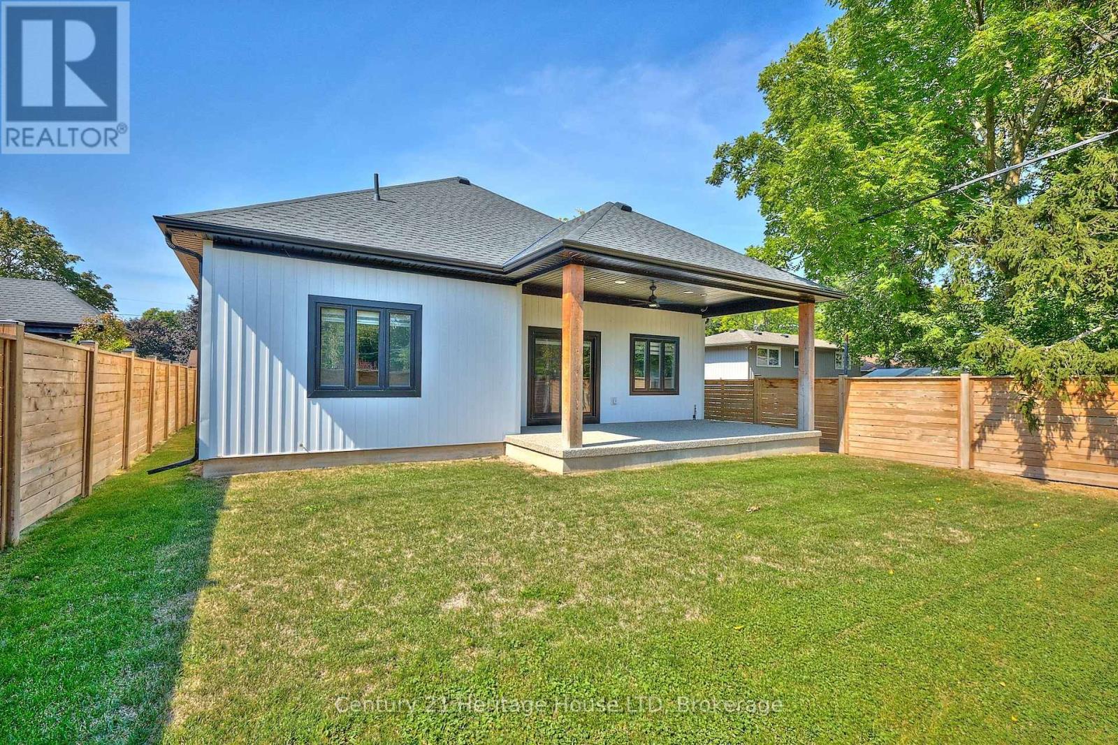 42 Aquadale Drive, St. Catharines, Ontario  L2N 2P8 - Photo 41 - X12404739