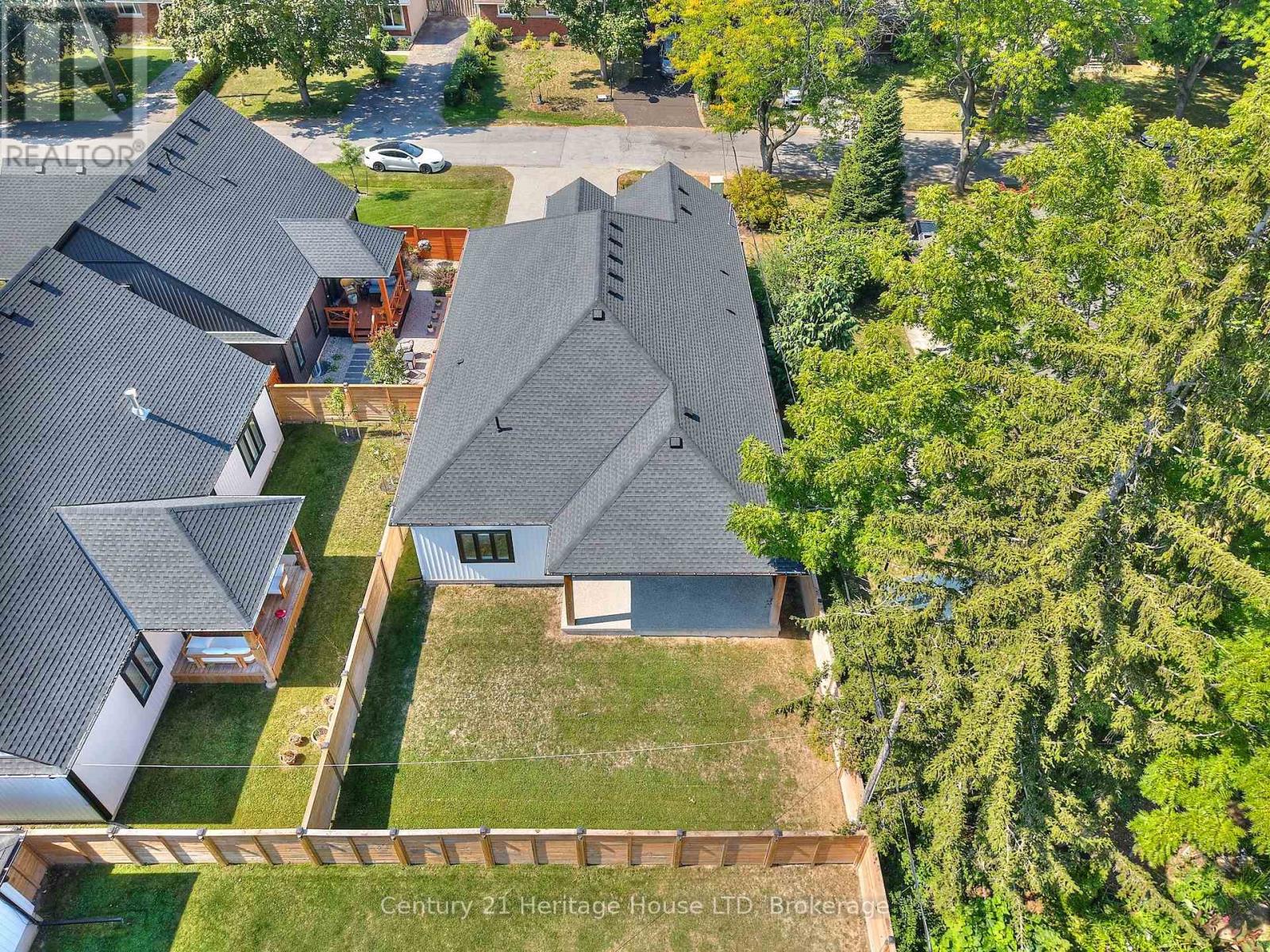 42 Aquadale Drive, St. Catharines, Ontario  L2N 2P8 - Photo 43 - X12404739