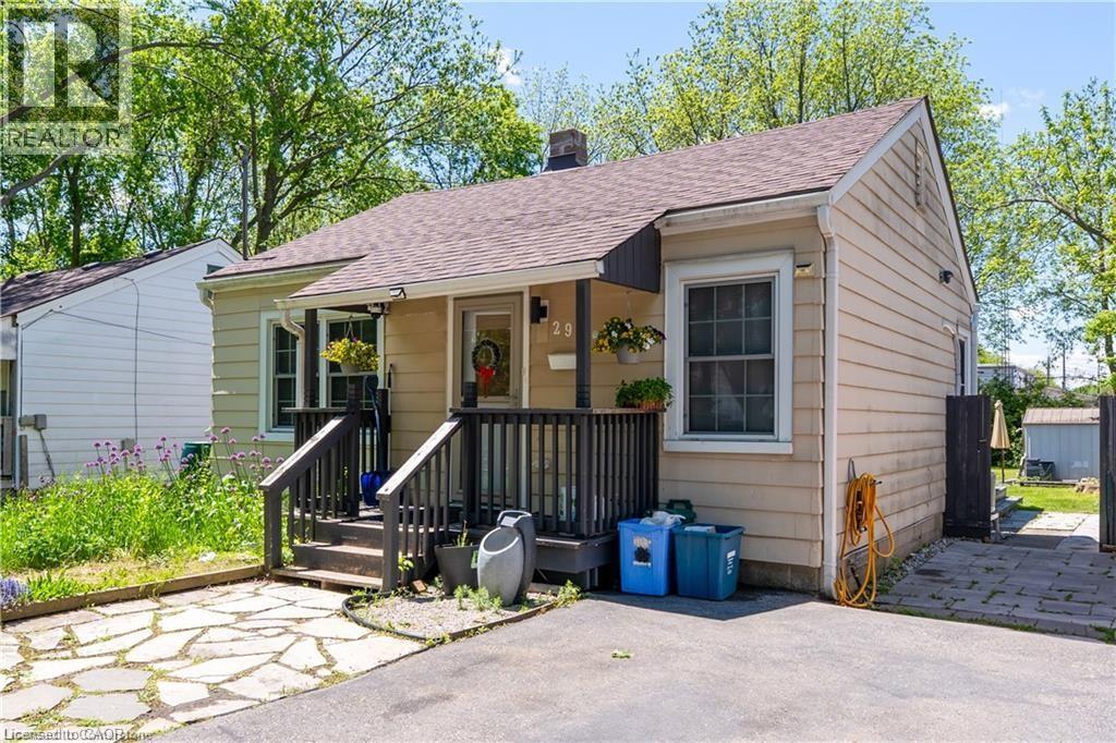 Property at 294 BROCK Street image