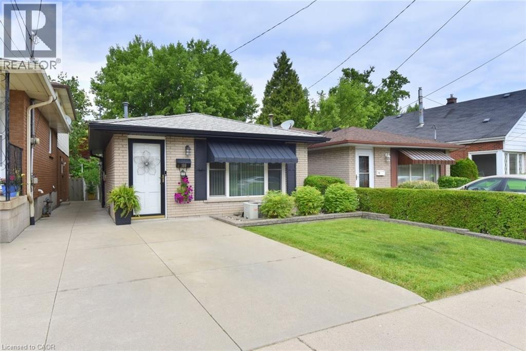100 Whitney Avenue, Hamilton, Ontario  L8S 2G5 - Photo 2 - 40770036