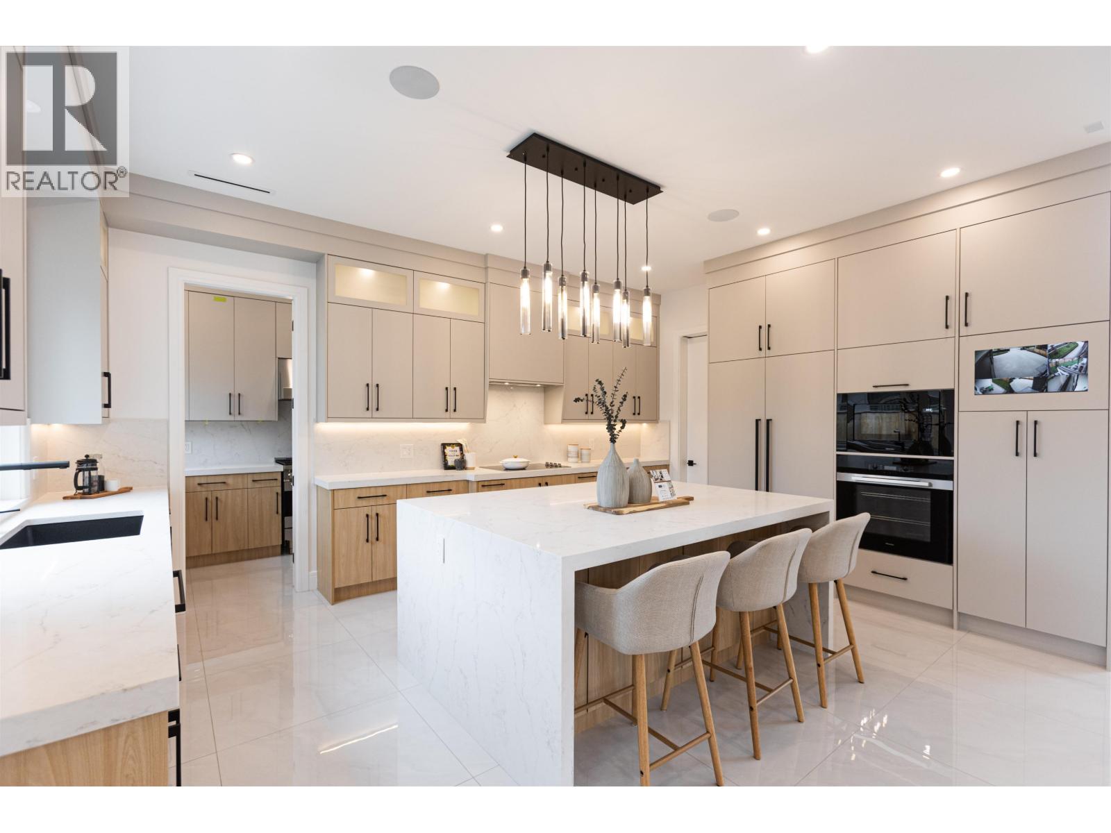 3451 Ullsmore Avenue, Richmond, British Columbia  V7C 1R9 - Photo 8 - R3047855
