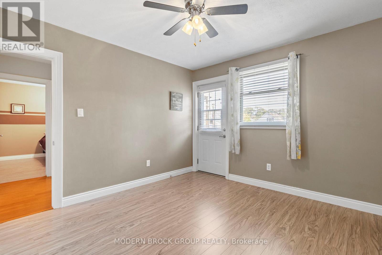 19 Amy Street, Brockville, Ontario  K6V 1V9 - Photo 19 - X12404753