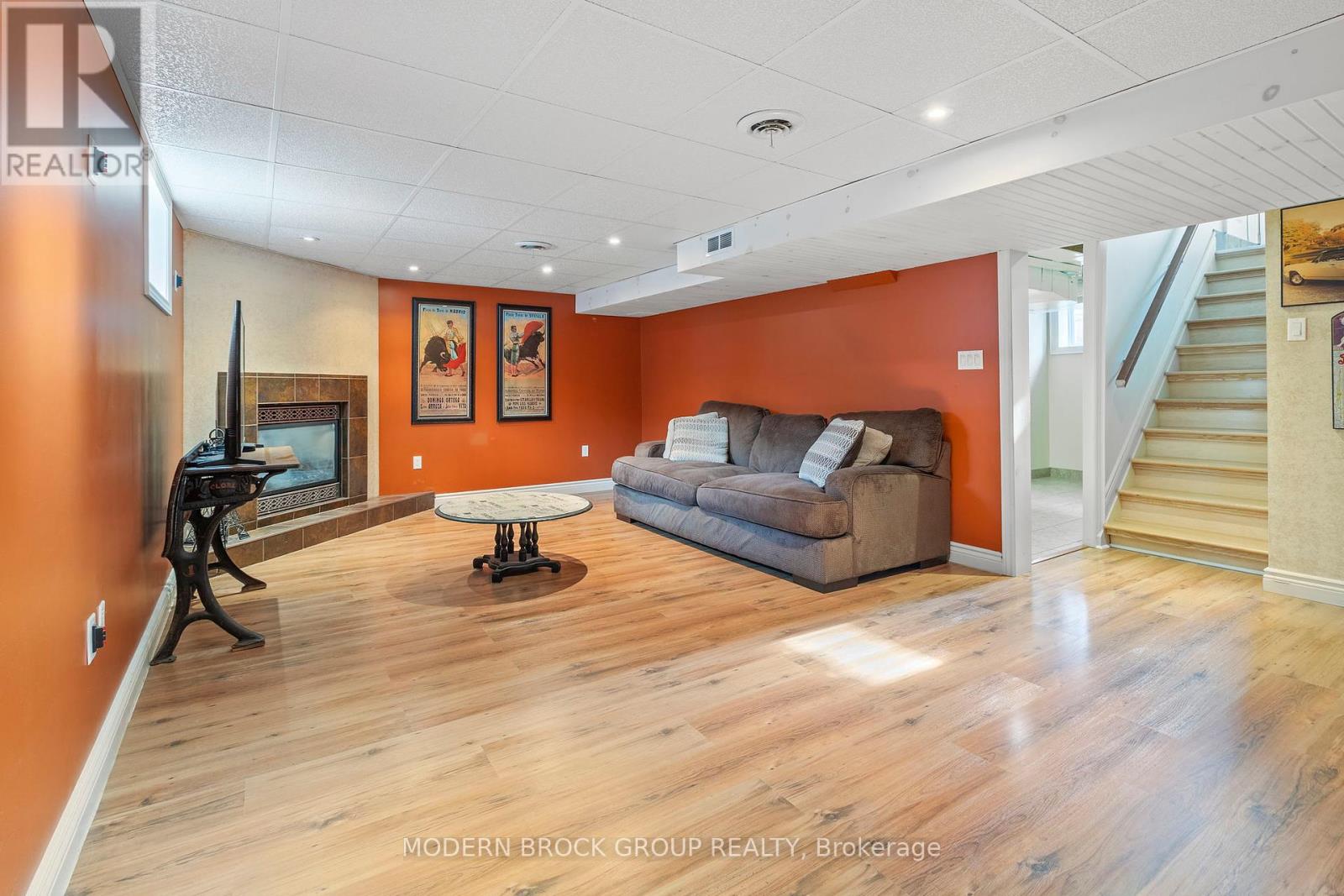 19 Amy Street, Brockville, Ontario  K6V 1V9 - Photo 26 - X12404753