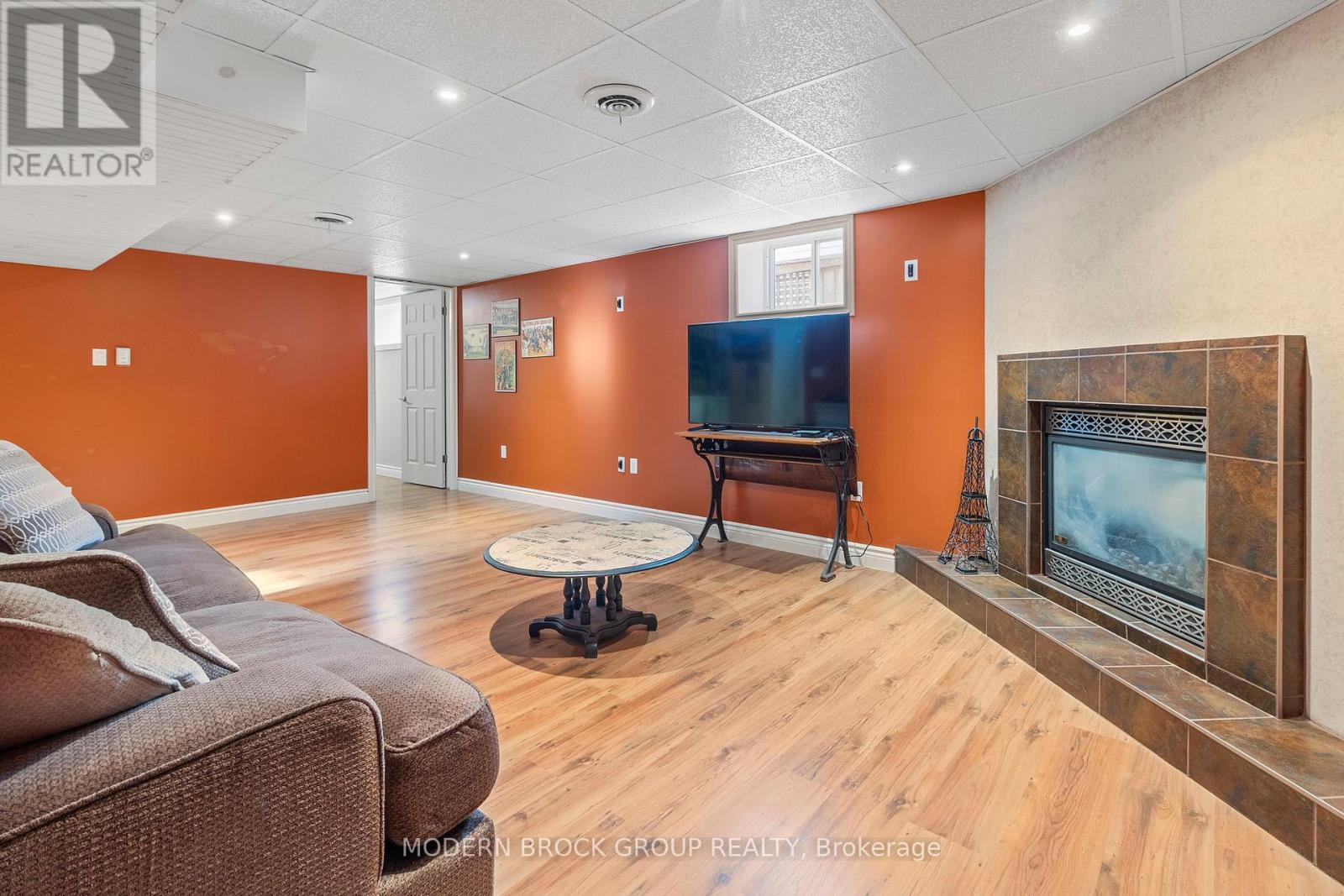 19 Amy Street, Brockville, Ontario  K6V 1V9 - Photo 28 - X12404753