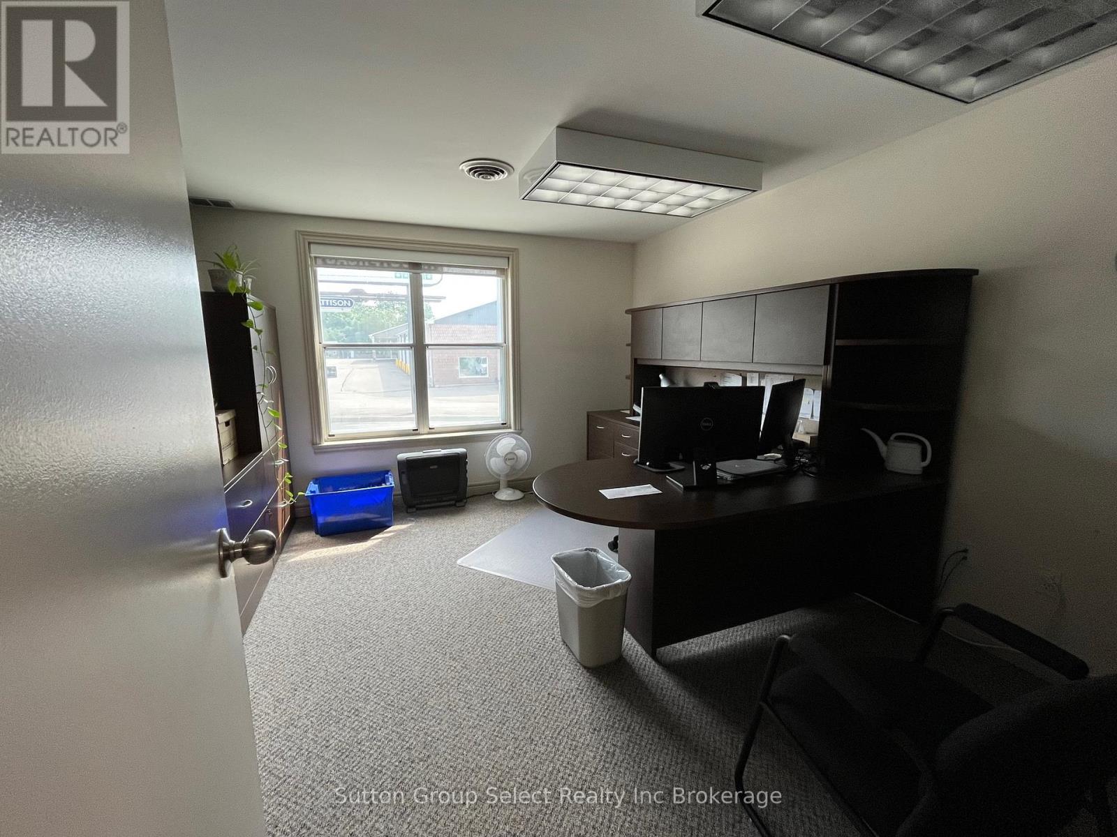 143 Bell Street E, Ingersoll, Ontario  N5C 2N9 - Photo 22 - X12396036