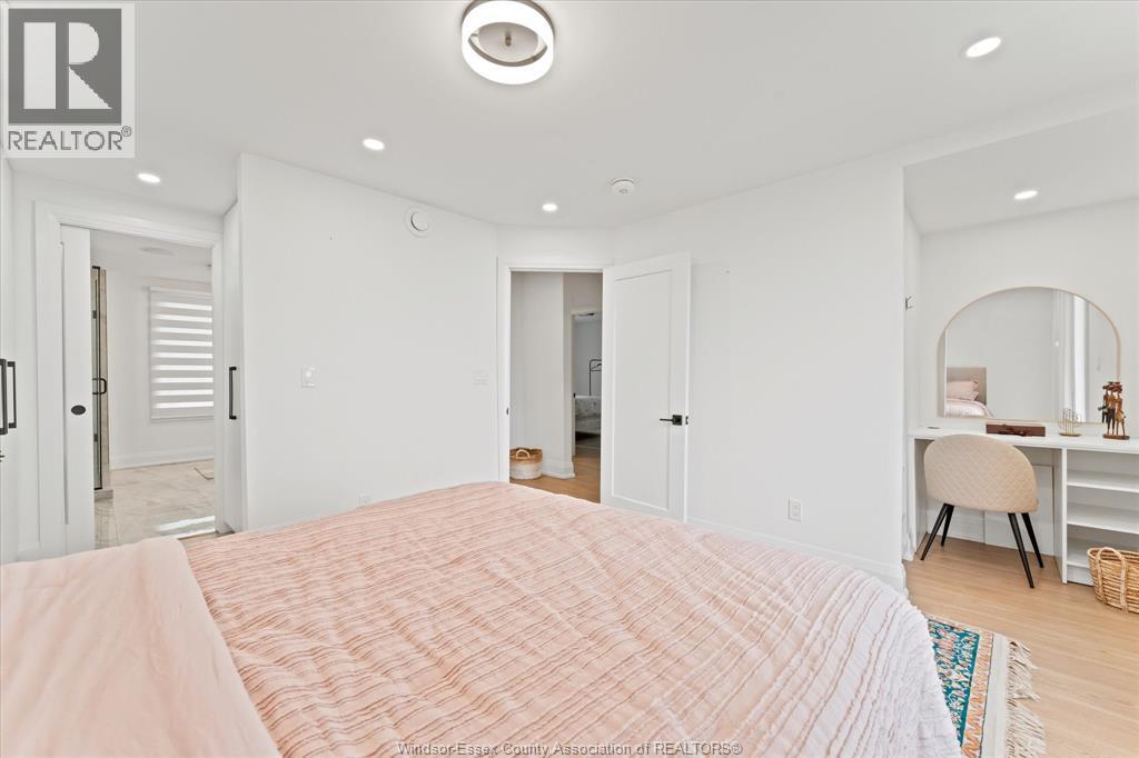 8190 Riverside Drive East, Windsor, Ontario  N8S 1E4 - Photo 24 - 25023481