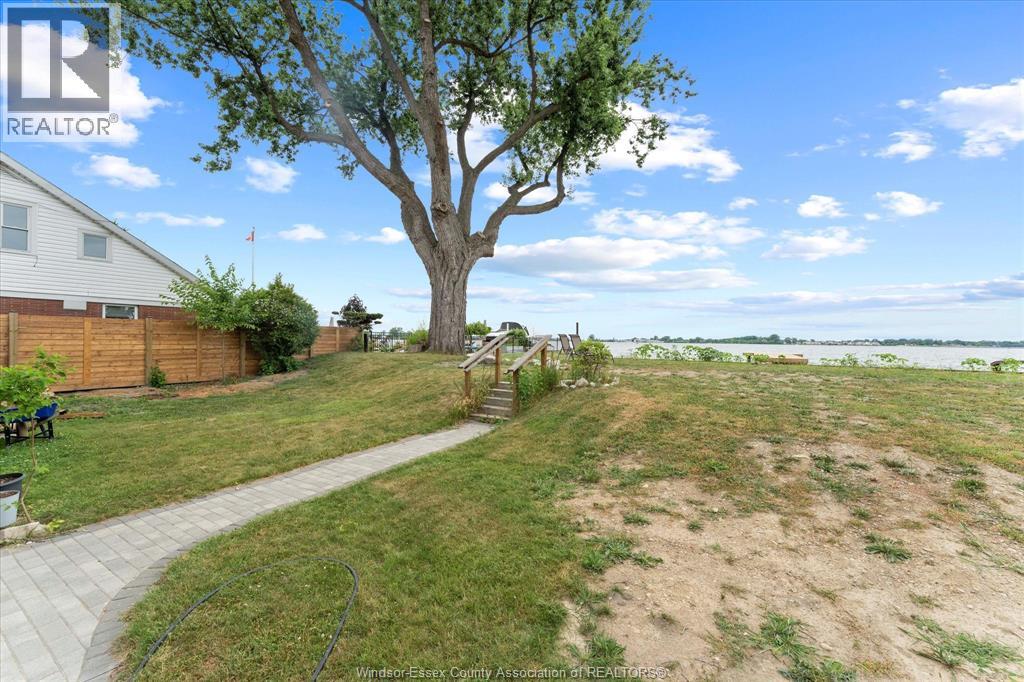 8190 Riverside Drive East, Windsor, Ontario  N8S 1E4 - Photo 43 - 25023481