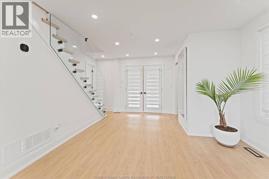 8190 Riverside Drive East, Windsor, Ontario  N8S 1E4 - Photo 6 - 25023481