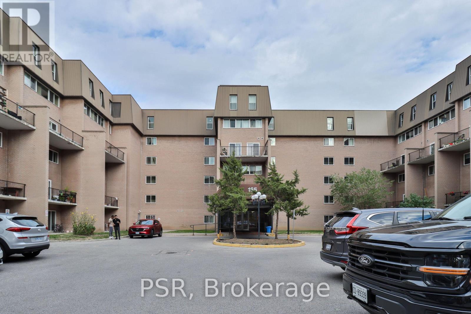225 - 165 CHEROKEE BOULEVARD, Toronto, Ontario