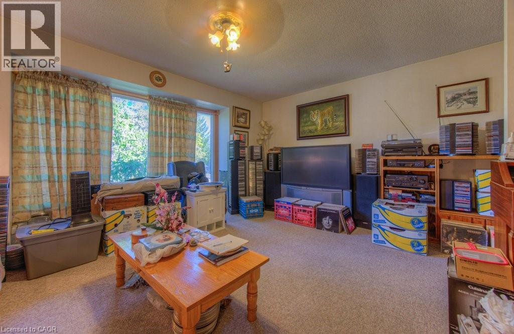 61 Hillbrook Crescent, Kitchener, Ontario  N2N 1J4 - Photo 12 - 40768799