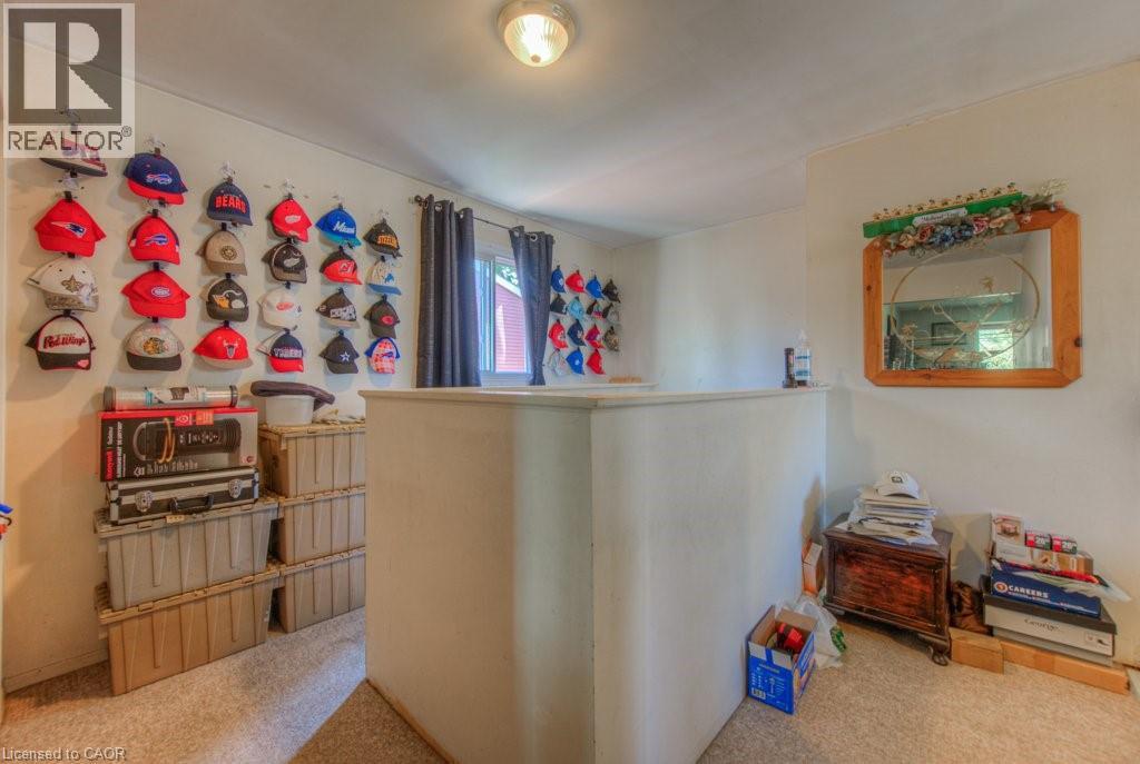 Property at 61 HILLBROOK Crescent image 3