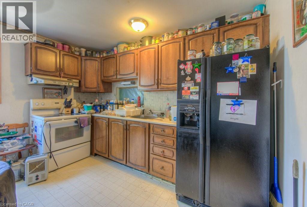 61 Hillbrook Crescent, Kitchener, Ontario  N2N 1J4 - Photo 6 - 40768799