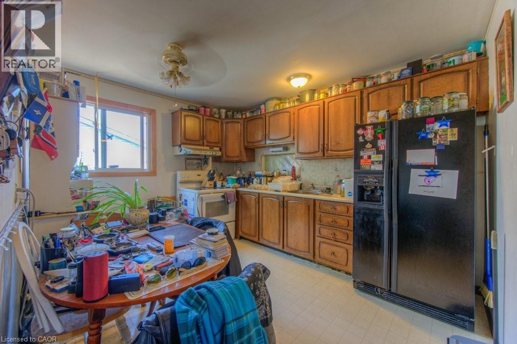 61 Hillbrook Crescent, Kitchener, Ontario  N2N 1J4 - Photo 7 - 40768799