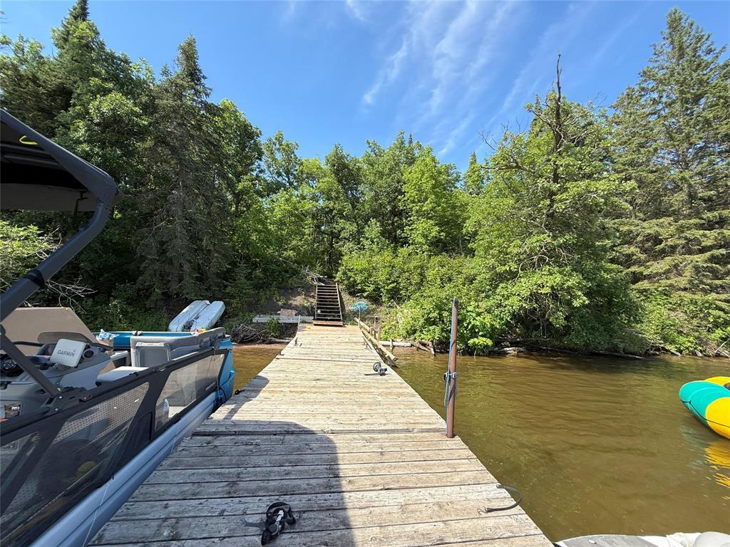 4 Hay Bay, Lac Du Bonnet Rm, Manitoba  R0E 1A0 - Photo 7 - 202523171
