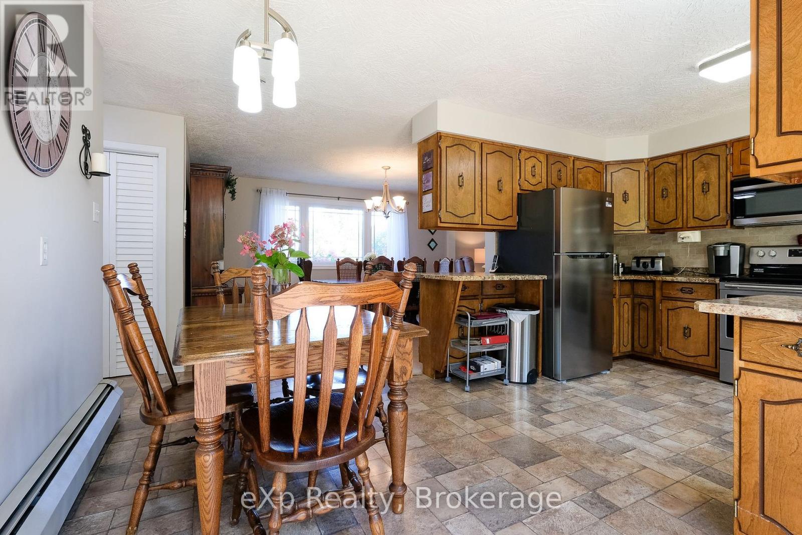 359337 Grey Road 15, Meaford, Ontario  N0H 1V0 - Photo 12 - X12404842
