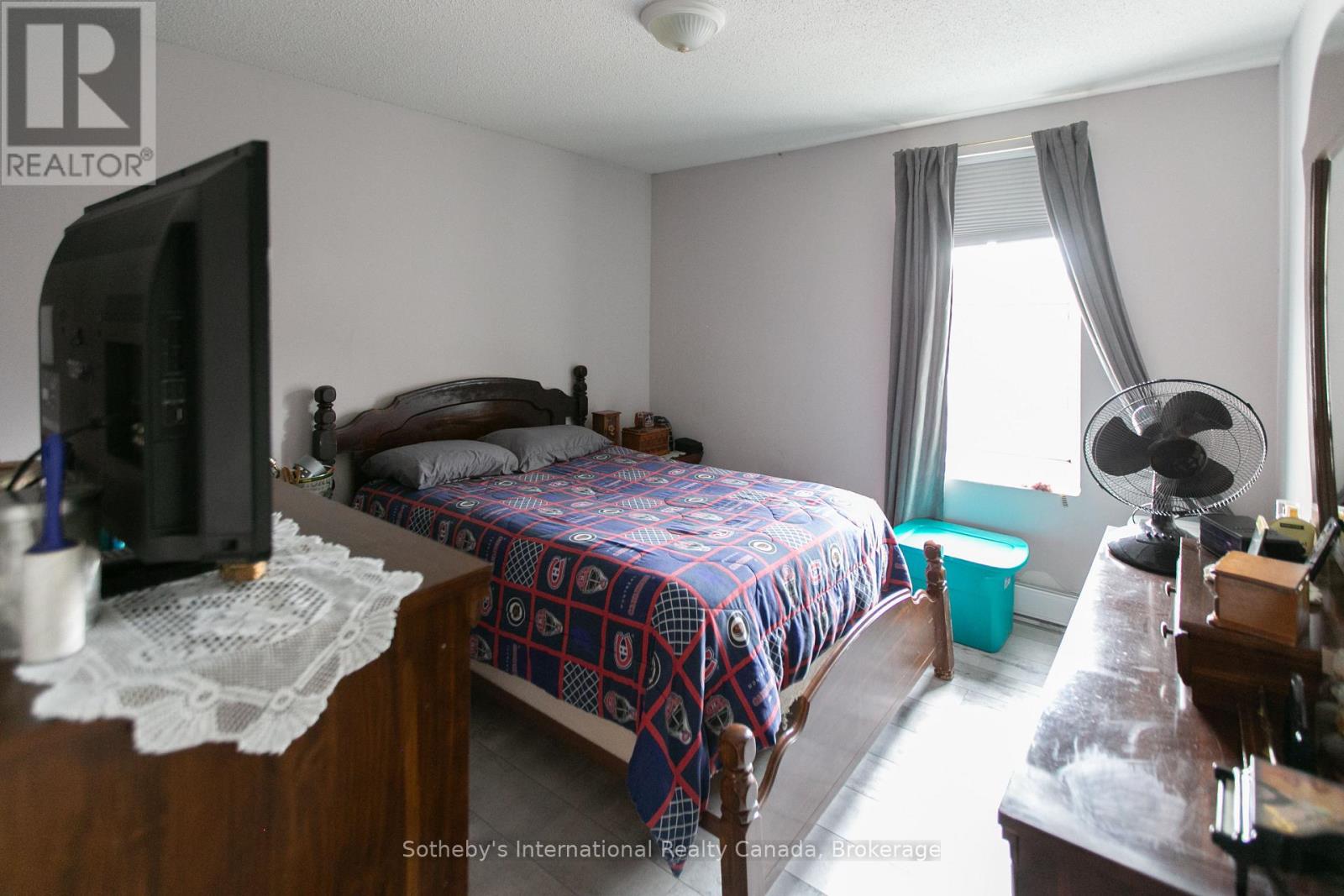 261 9th Street E, Owen Sound, Ontario  N4K 1N8 - Photo 26 - X12404850