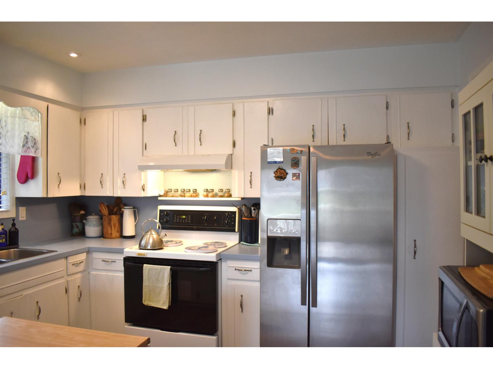 8187 Coleman Street, Mission, British Columbia  V2V 6R6 - Photo 7 - R3047897