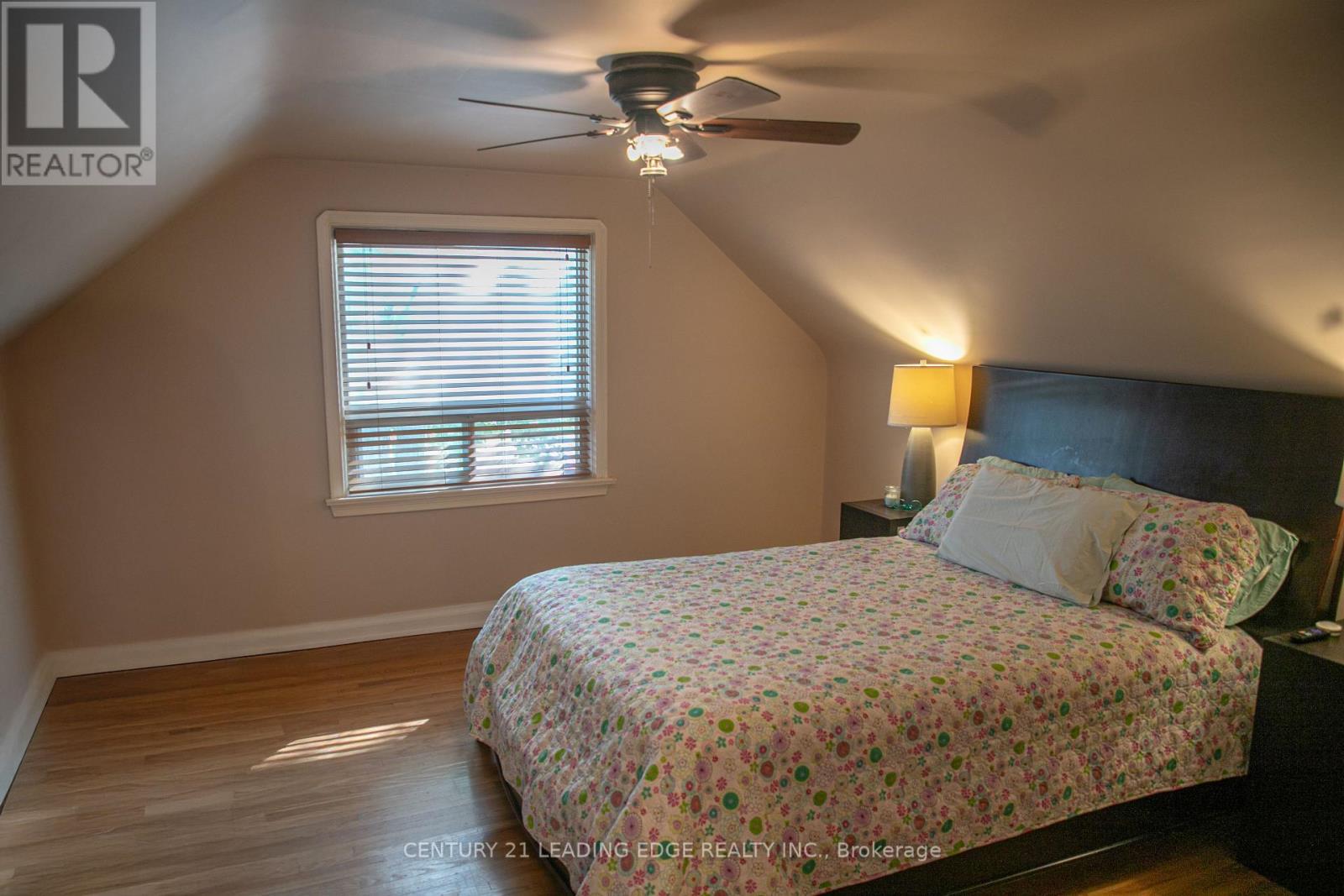 10 Yvonne Avenue, Toronto, Ontario  M3L 1C7 - Photo 16 - W12399917