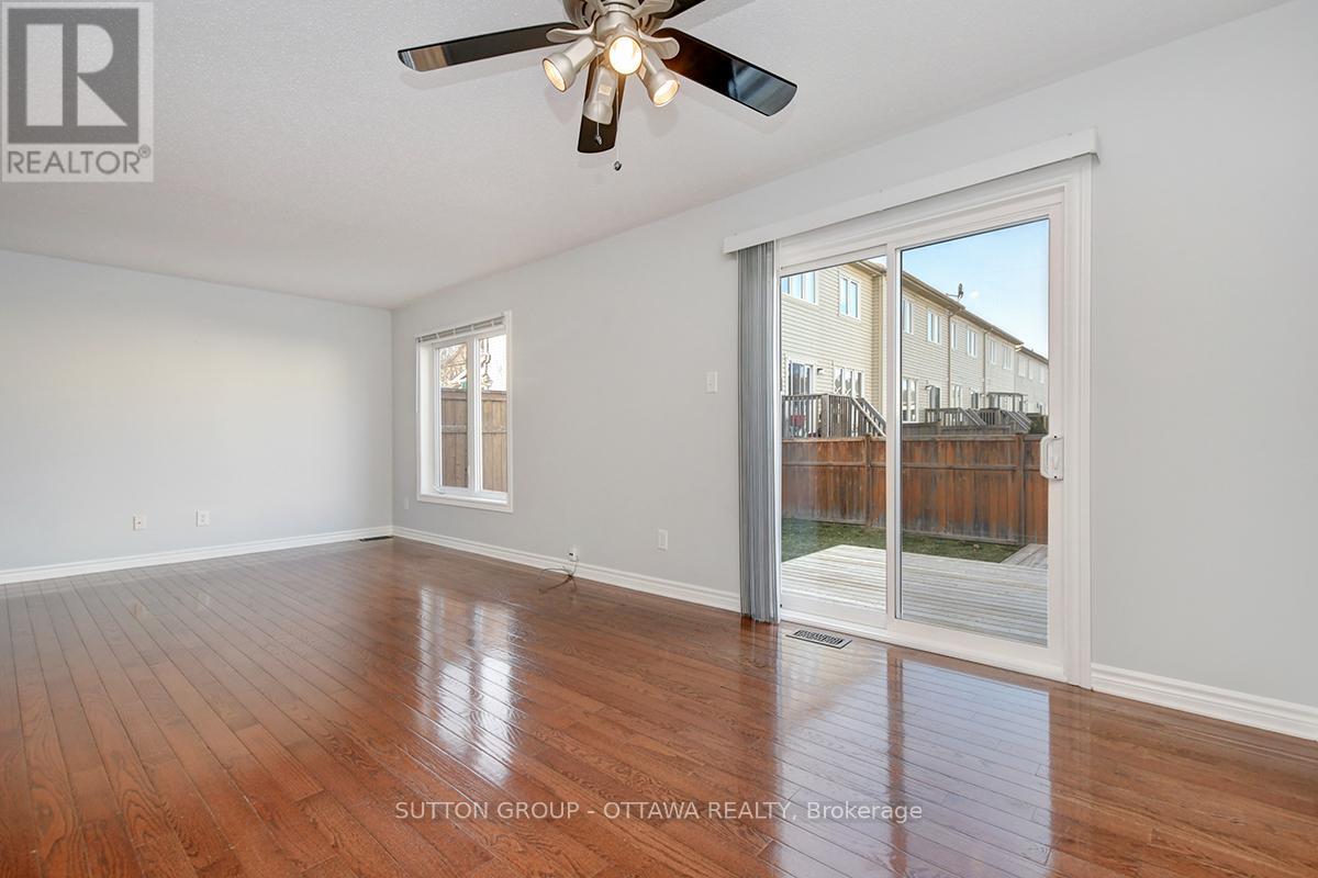 104 Par-La-Ville Circle, Ottawa, Ontario  K2S 0L7 - Photo 12 - X12404914