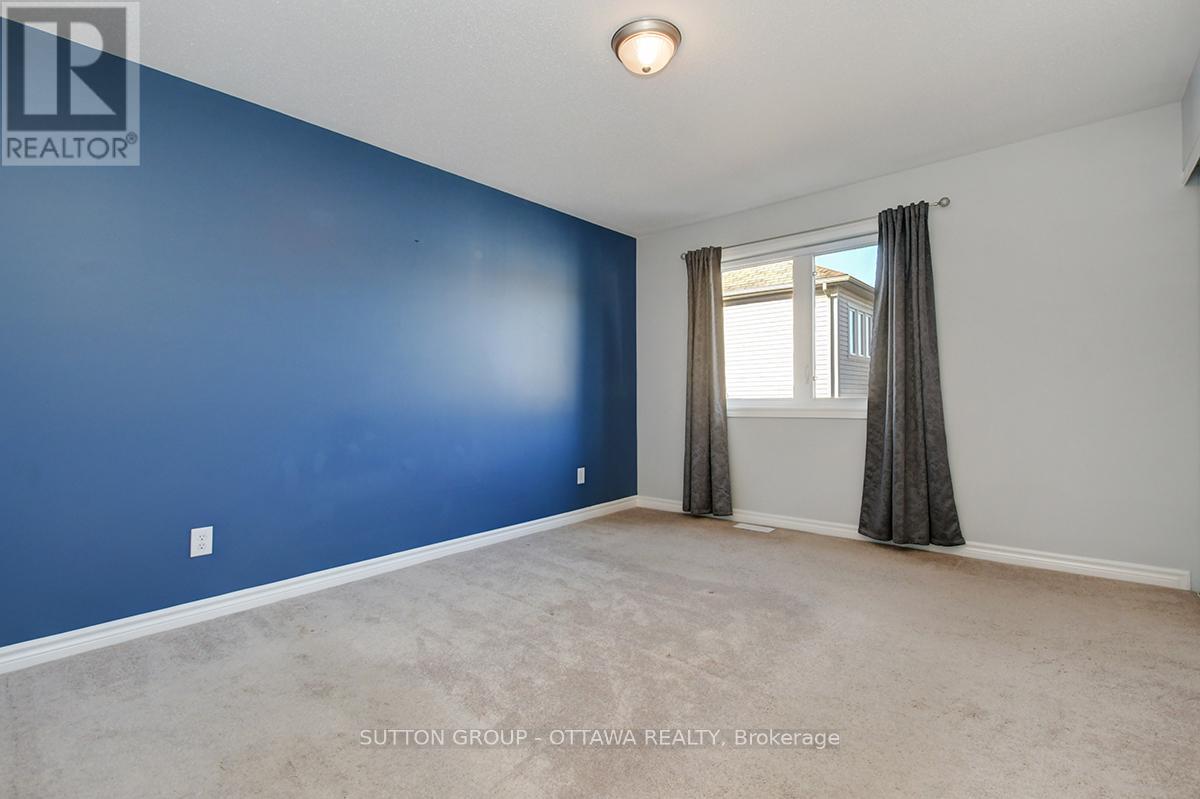 104 Par-La-Ville Circle, Ottawa, Ontario  K2S 0L7 - Photo 21 - X12404914