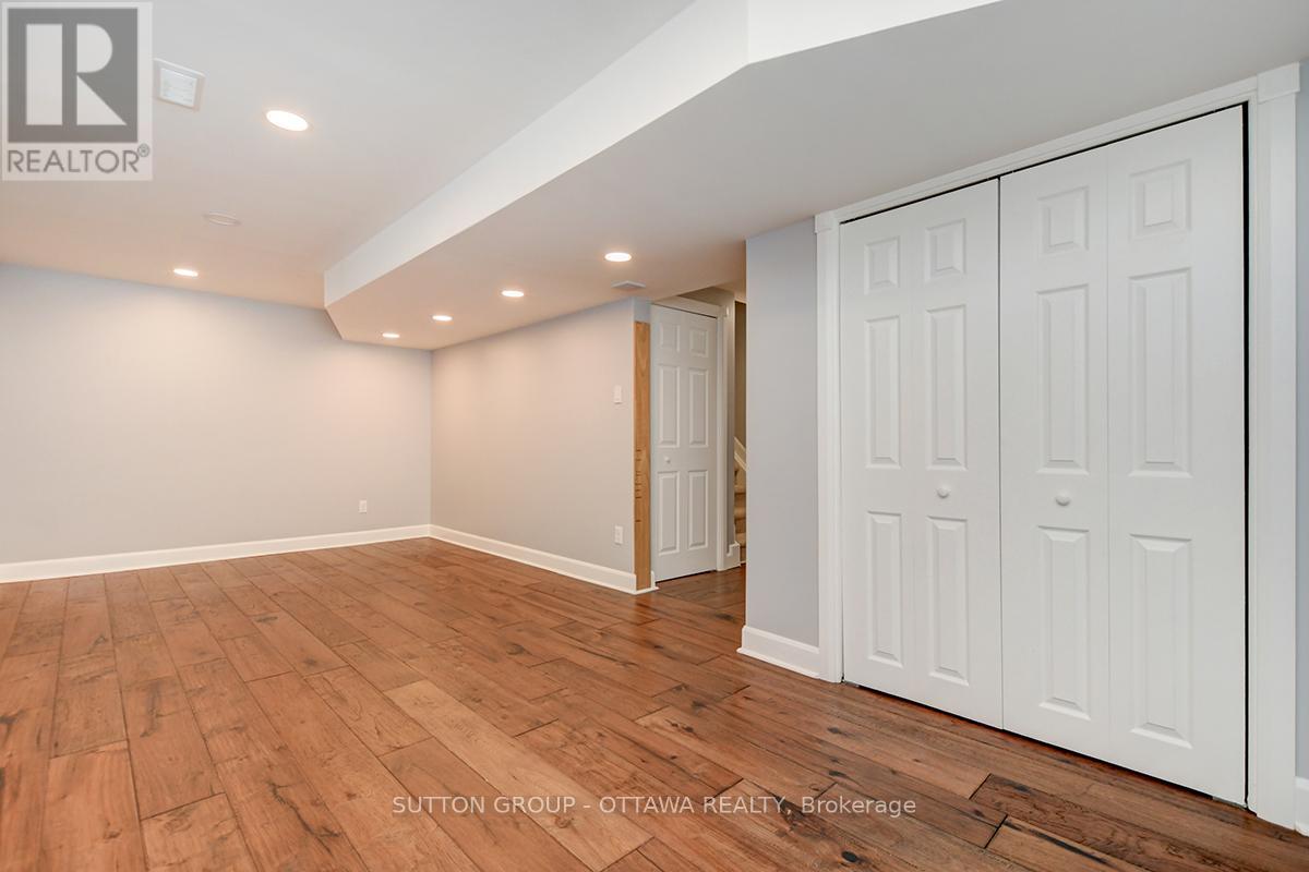 104 Par-La-Ville Circle, Ottawa, Ontario  K2S 0L7 - Photo 31 - X12404914