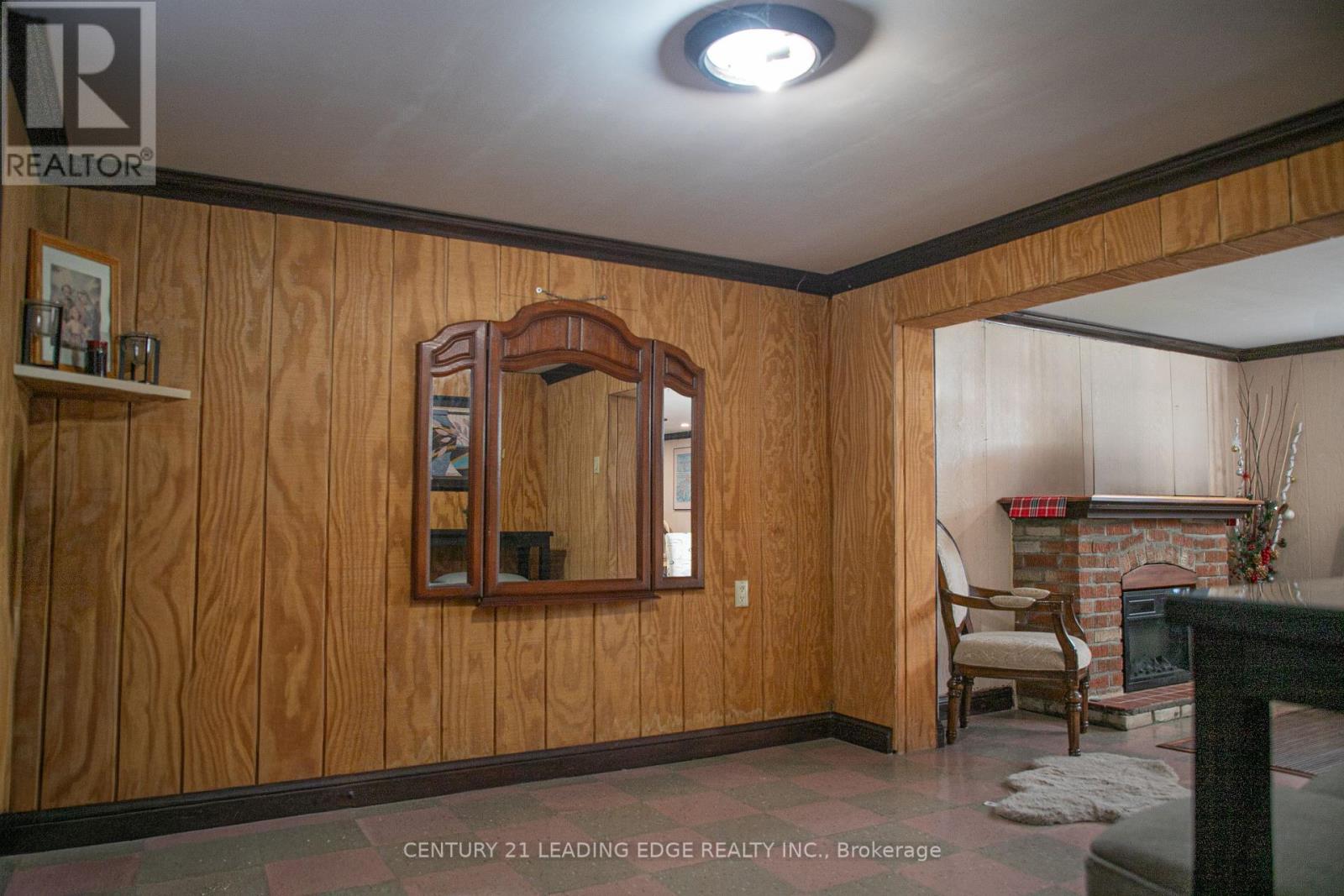10 Yvonne Avenue, Toronto, Ontario  M3L 1C7 - Photo 25 - W12399917