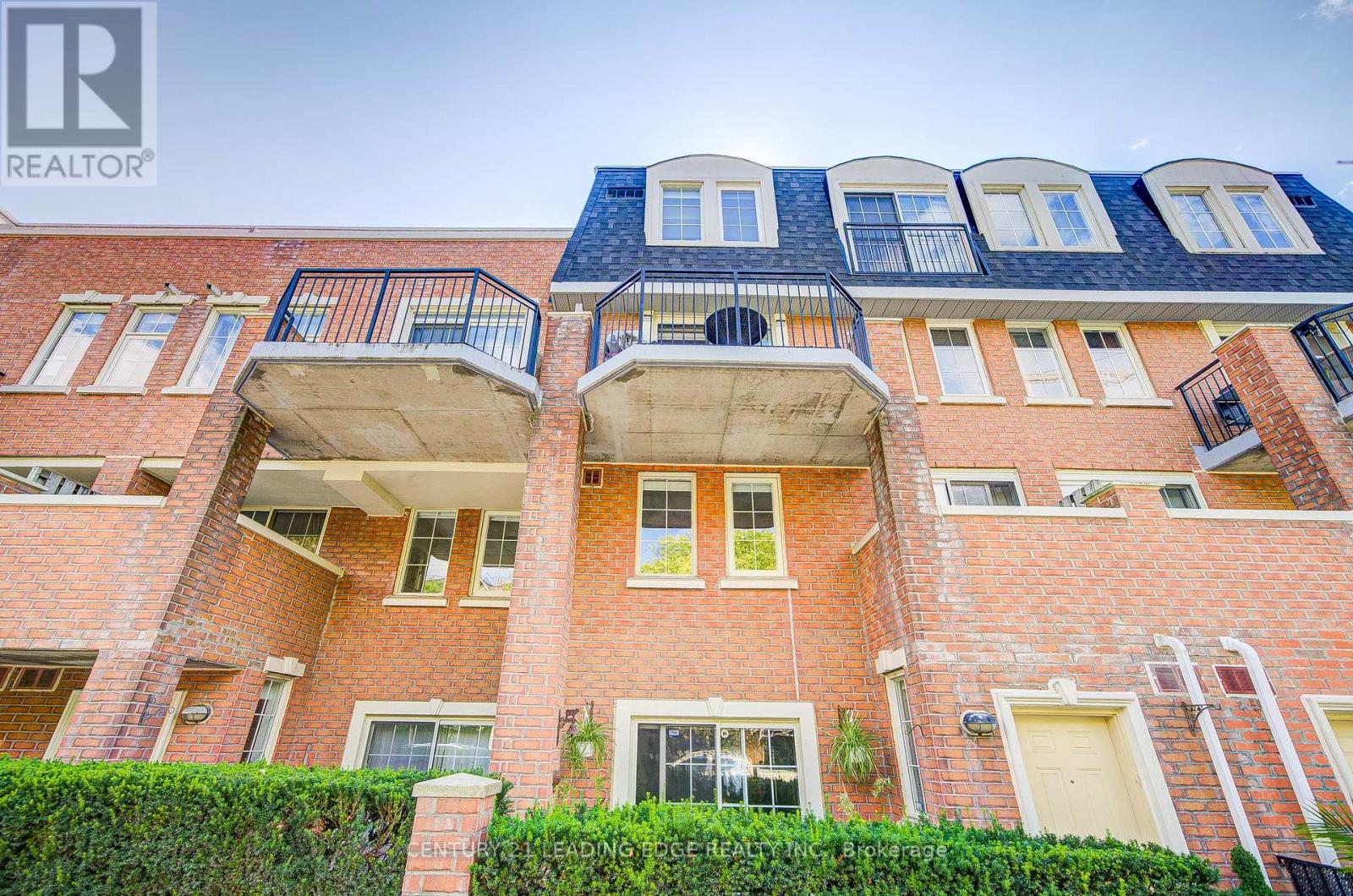 Th302 - 39 Shank Street, Toronto, Ontario  M6J 3X3 - Photo 31 - C12404804